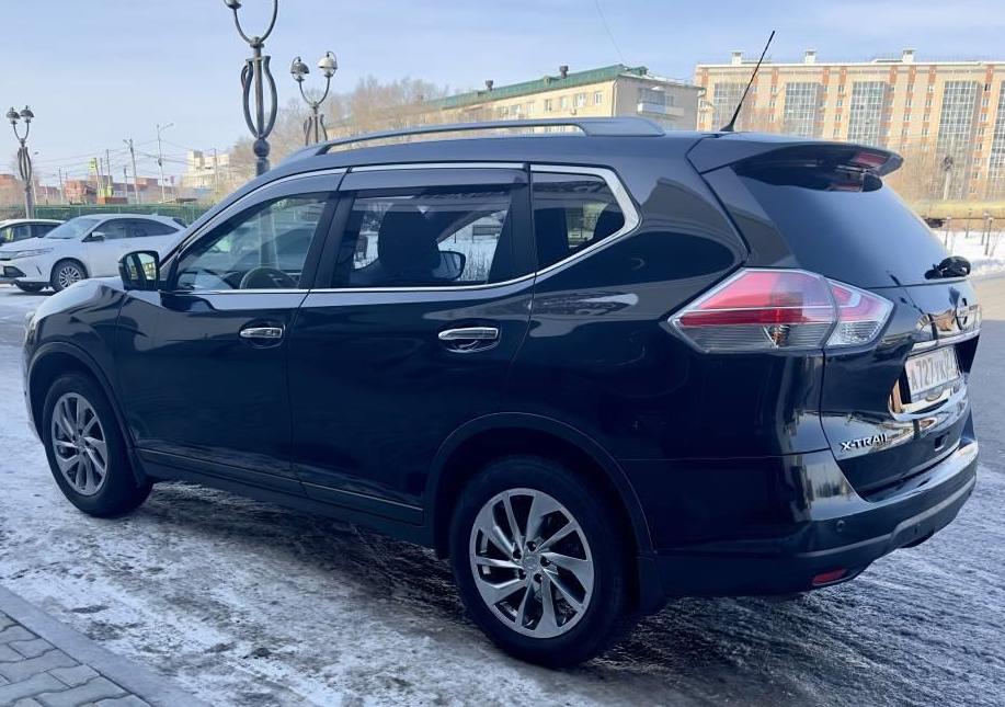 Аренда авто Nissan X-Trail 2015