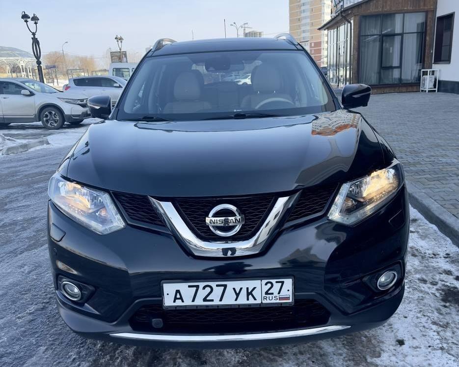 Аренда авто Nissan X-Trail 2015