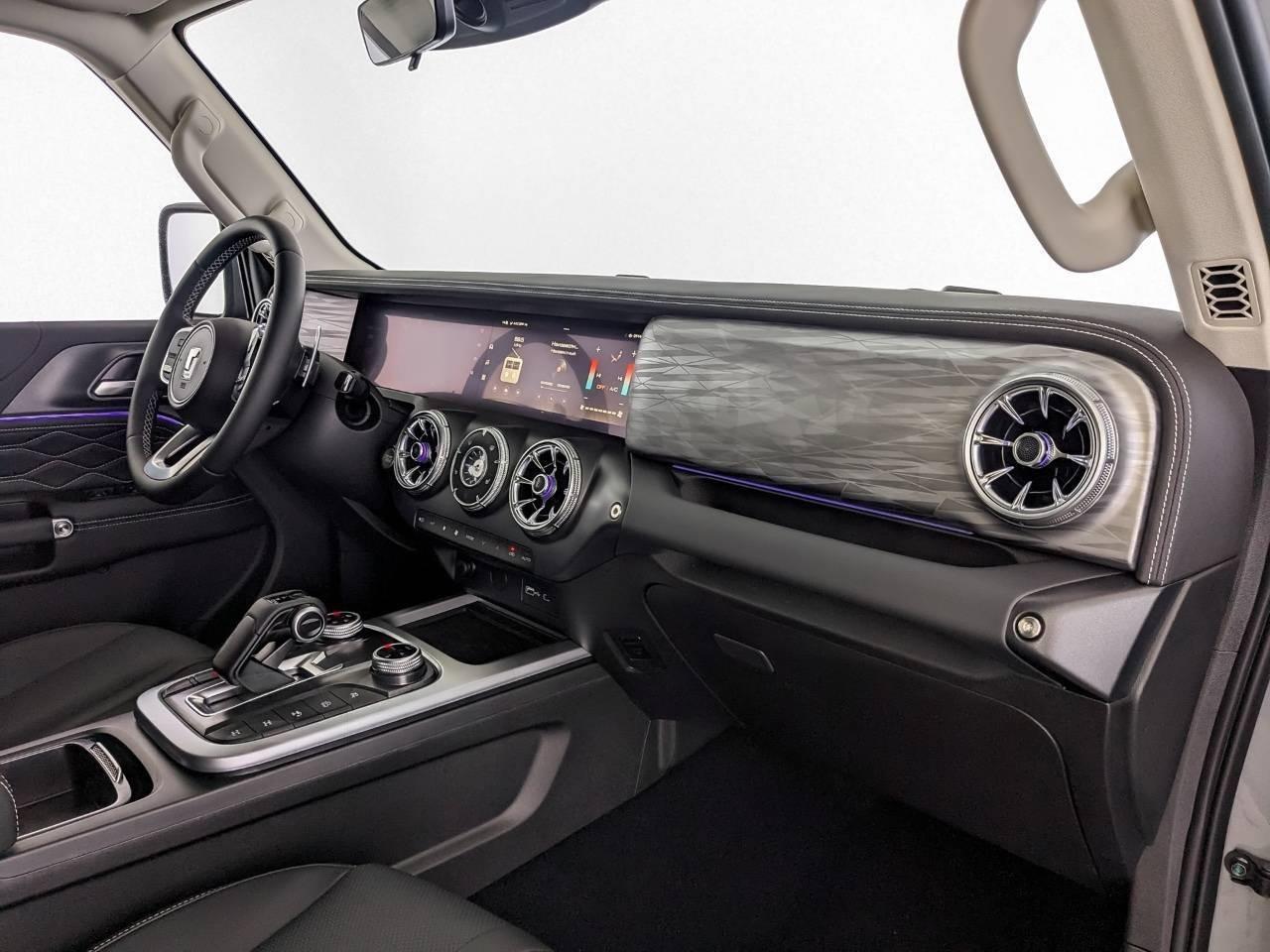 Аренда авто TANK 300 2.0 AT 4WD City Premium