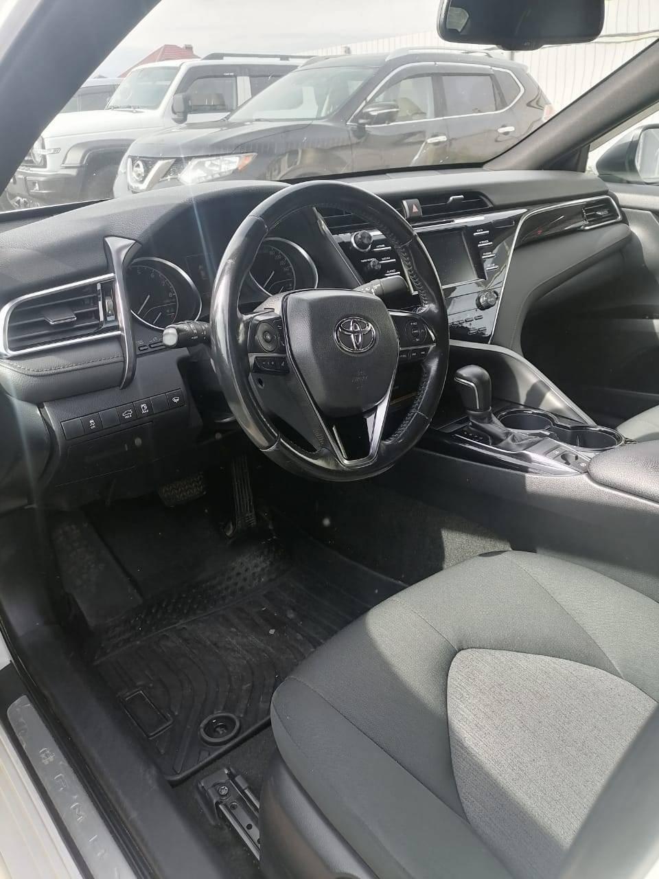 Аренда авто Toyota Camry 2020